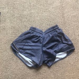 lululemon both hot shorts